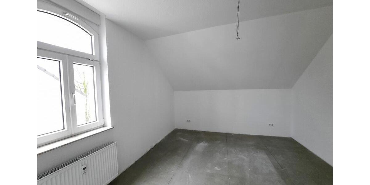 Dachgeschoßwohnung Duisburg Hamborn - 2.5 Zimmer, 55 m&sup2;, 312&euro; | Angebot:22016322