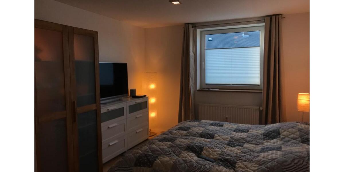 Einfamilienhaus Meerbusch - 2 Zimmer, 69 m&sup2;, 1.350&euro; | Angebot:26644903