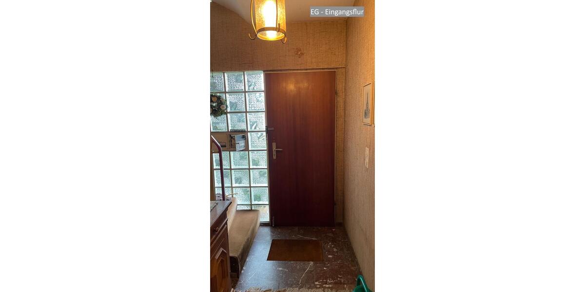 Etagenwohnung Tönisvorst - 8 Zimmer, 153 m&sup2;, 2.150&euro; | Angebot:26683013