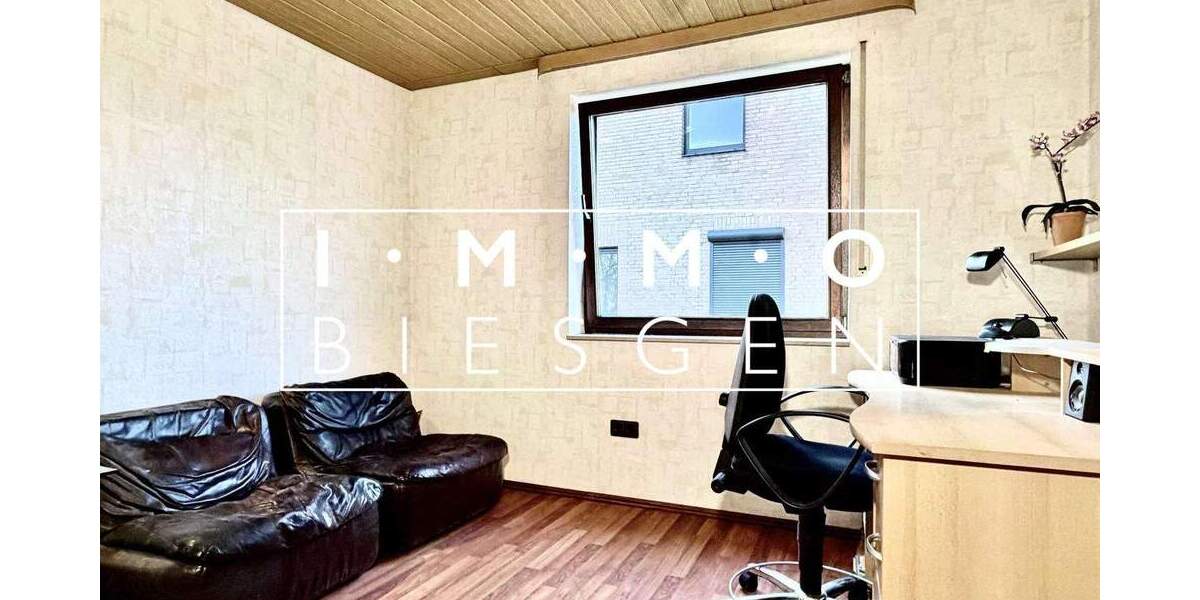 Mehrfamilienhaus, Wohnhaus Duisburg Hochemmerich - 4 Zimmer, 99 m&sup2;, 295.000&euro; | Angebot:25734976