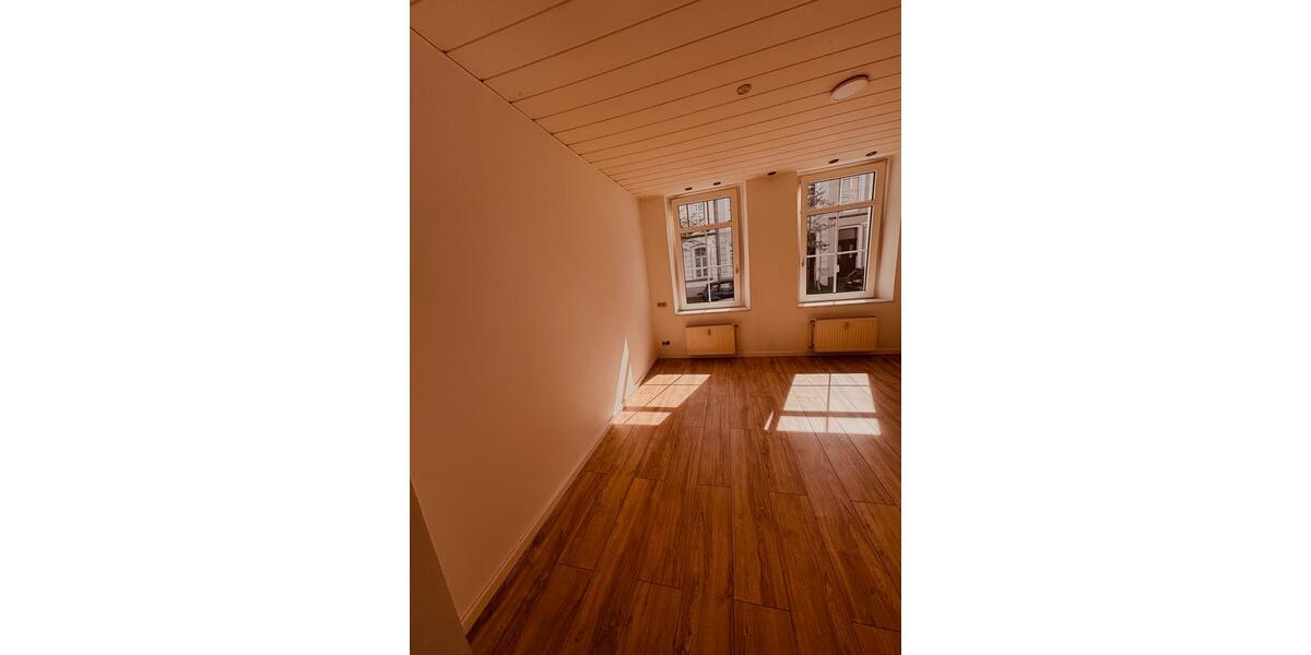 Erdgeschoßwohnung Krefeld - 1.5 Zimmer, 36 m&sup2;, 81.500&euro; | Angebot:26103876