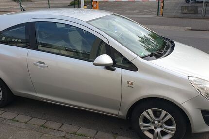 Opel Corsa 182.500 km 2.500 &euro; Krefeld 47805