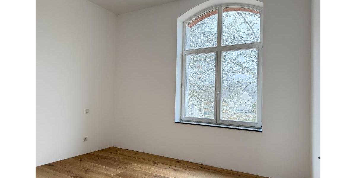 Etagenwohnung Mönchengladbach West - 3 Zimmer, 90 m&sup2;, 1.299&euro; | Angebot:25853457