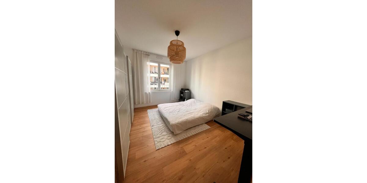 Etagenwohnung Düsseldorf Pempelfort - 3 Zimmer, 87 m&sup2;, 1.388&euro; | Angebot:26506488