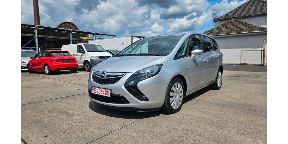 Opel Zafira 96.000 km 9.500 &euro; Neuss 41460