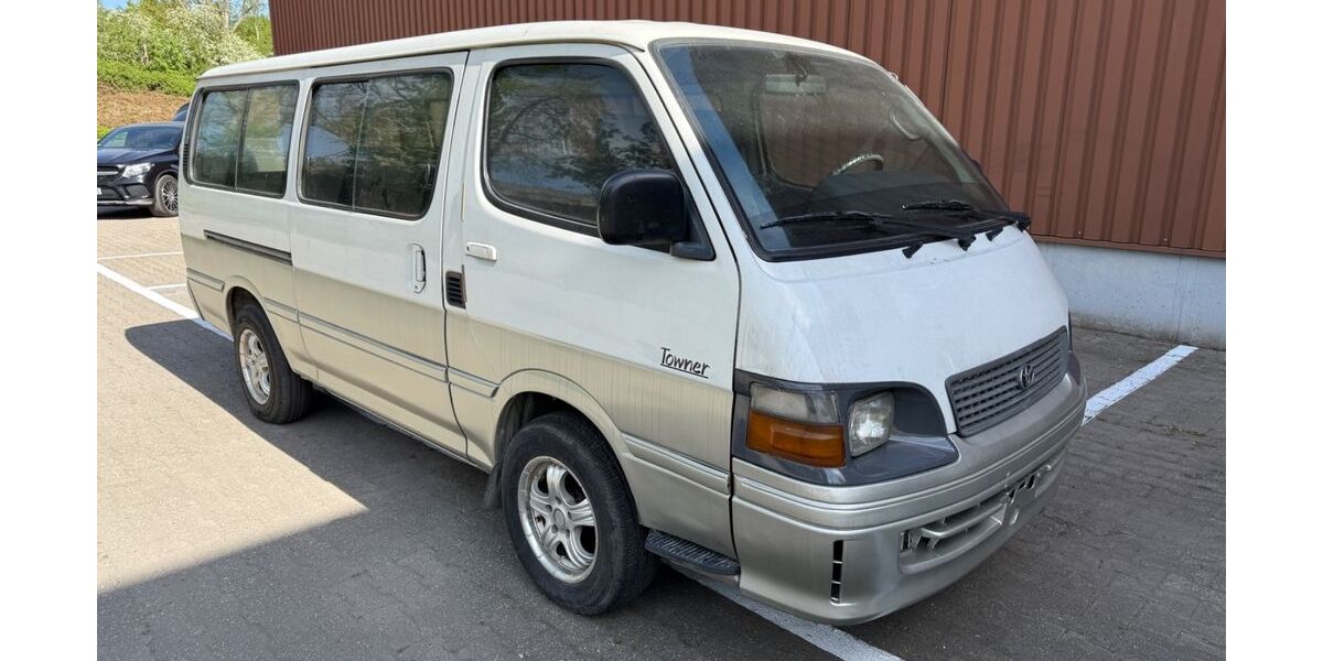 Toyota Hiace 130.000 km 11.200 &euro; Mönchengladbach 41199
