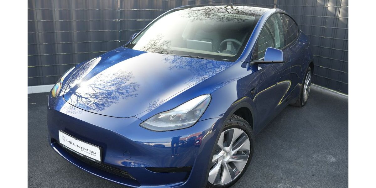Tesla Model Y 42.618 km 29.999 &euro; Dormagen 41539