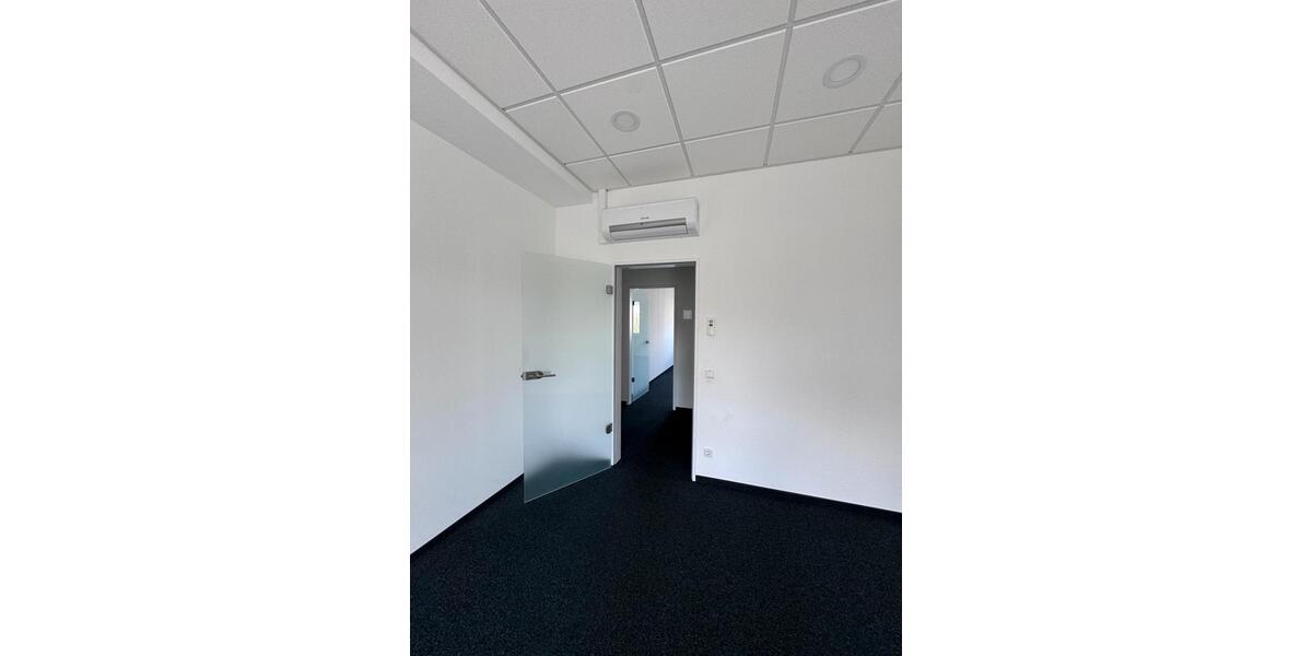 Gewerbeobjekt Langenfeld (Rheinland) - 11&euro; | Angebot:24763357