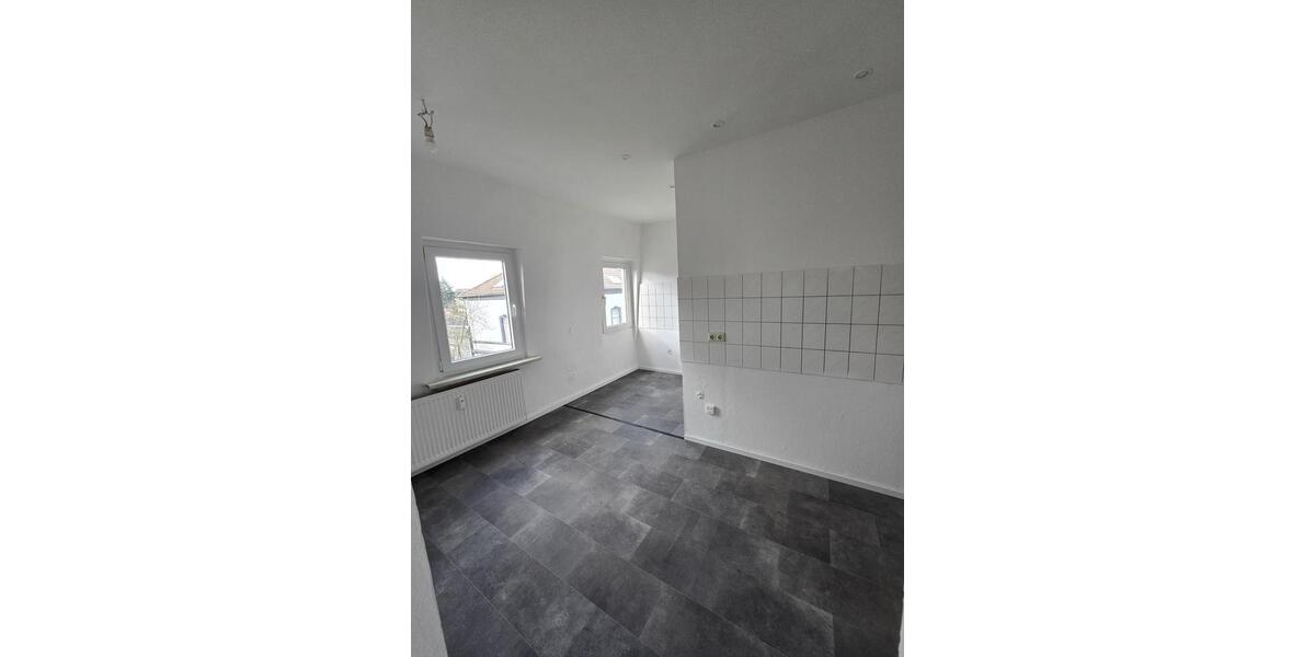 Etagenwohnung Duisburg Mittelmeiderich - 3 Zimmer, 69 m&sup2;, 450&euro; | Angebot:25311445