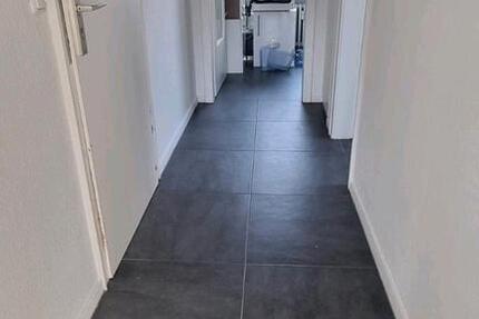 Wohnung Duisburg Mittelmeiderich - 1.5 Zimmer, 49 m&sup2;, 530&euro; | Angebot:25869892