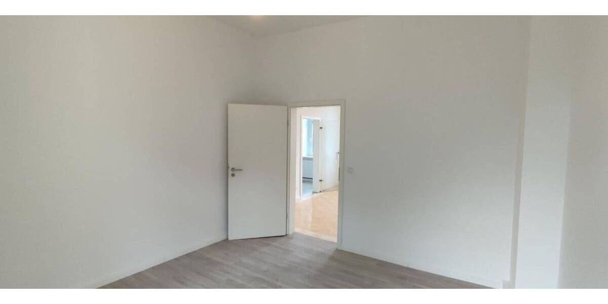 Etagenwohnung Oberhausen Buschhausen - 4 Zimmer, 88 m&sup2;, 1.000&euro; | Angebot:26037047