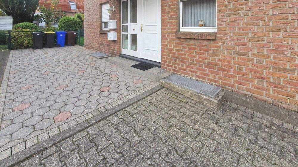 Etagenwohnung Mönchengladbach Ohler - 3 Zimmer, 77 m&sup2;, 220.000&euro; | Angebot:25779601