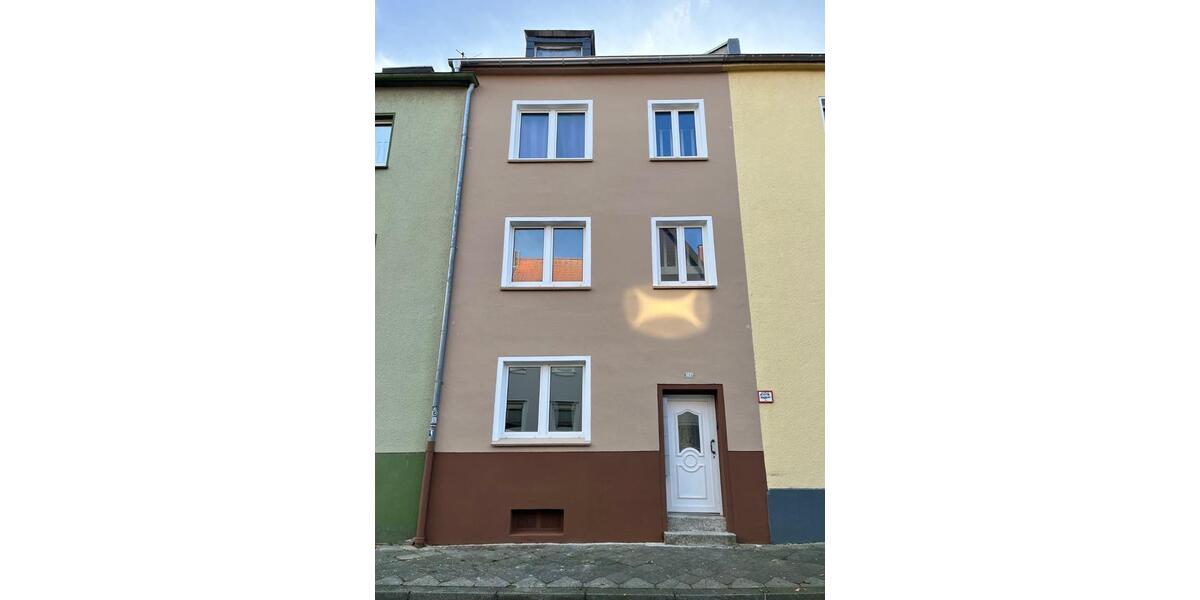 Dachgeschoßwohnung Mönchengladbach West - 3 Zimmer, 58 m&sup2;, 600&euro; | Angebot:26025022
