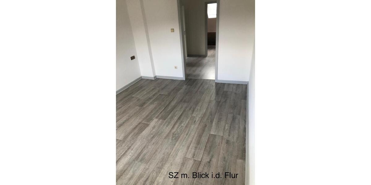 Dachgeschoßwohnung Mülheim an der Ruhr Rechtsruhr-Nord - 2.5 Zimmer, 70 m&sup2;, 590&euro; | Angebot:25656508