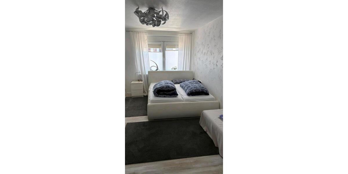 Maisonettenwohnung Mönchengladbach Süd - 3 Zimmer, 105 m&sup2;, 1.150&euro; | Angebot:25839790