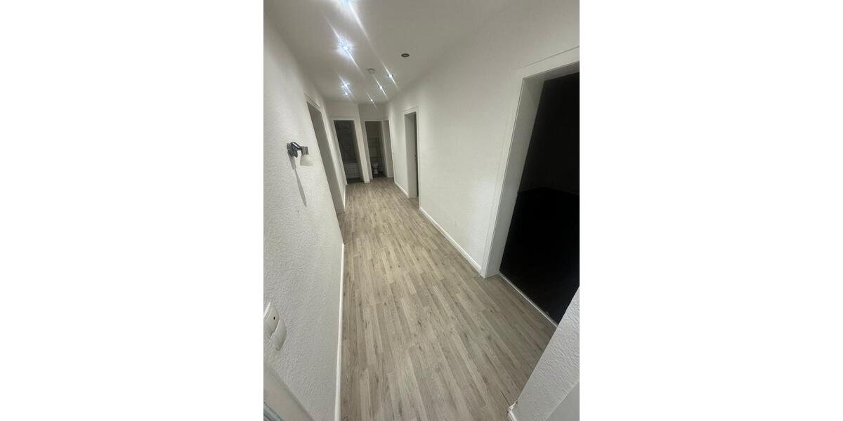 Etagenwohnung Krefeld Benrad - 4 Zimmer, 85 m&sup2;, 1.000&euro; | Angebot:26664014