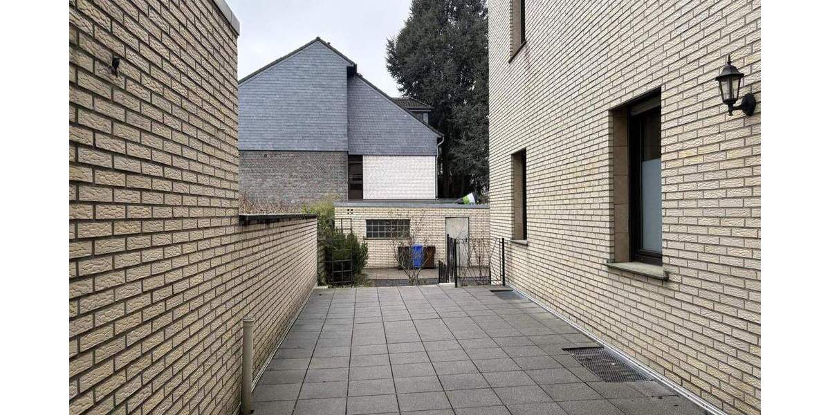 Reihenendhaus Mönchengladbach Waldhausen - 8 Zimmer, 217 m&sup2;, 349.000&euro; | Angebot:25744210