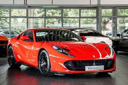 Ferrari 812 23.643 km 321.990 &euro; Nettetal 41334