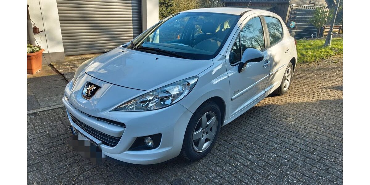 Peugeot 207 138.500 km 2.975 &euro; Erkrath 40699