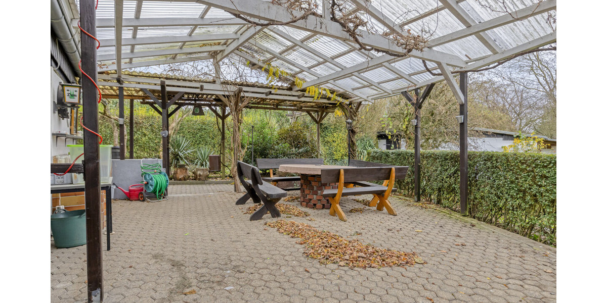 Großzügiges Ein- oder Zweifamilienhaus mit Charme, Gartenparadies & vielen Möglichkeiten - Einfamilienhaus Leichlingen | Angebot:25269338