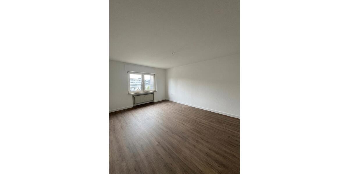 Etagenwohnung Kamp-Lintfort Lintfort - 4 Zimmer, 130 m&sup2;, 1.560&euro; | Angebot:25944923