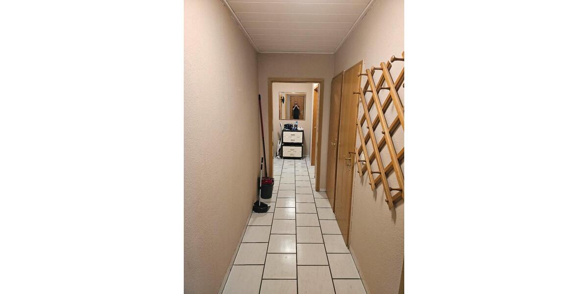 Etagenwohnung Krefeld Benrad - 2 Zimmer, 55 m&sup2;, 99.000&euro; | Angebot:26169707