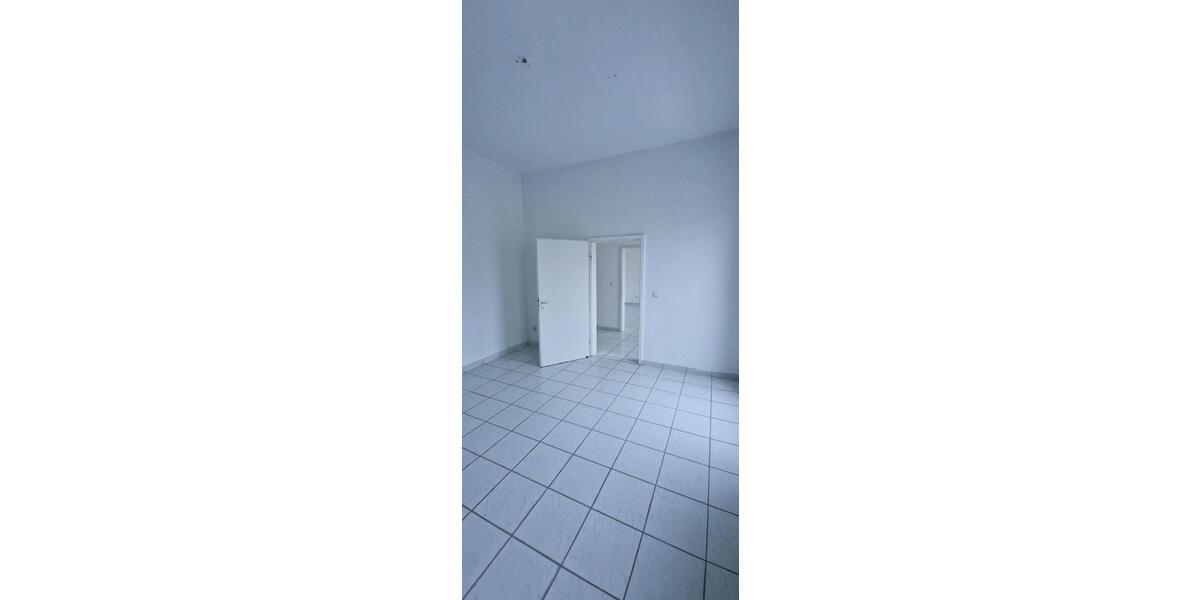 Etagenwohnung Mönchengladbach Nord - 3 Zimmer, 85 m&sup2;, 1.285&euro; | Angebot:25177777