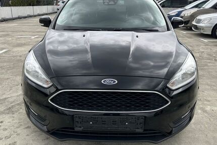 Ford Focus 127.000 km 7.900 &euro; Neuss 41462