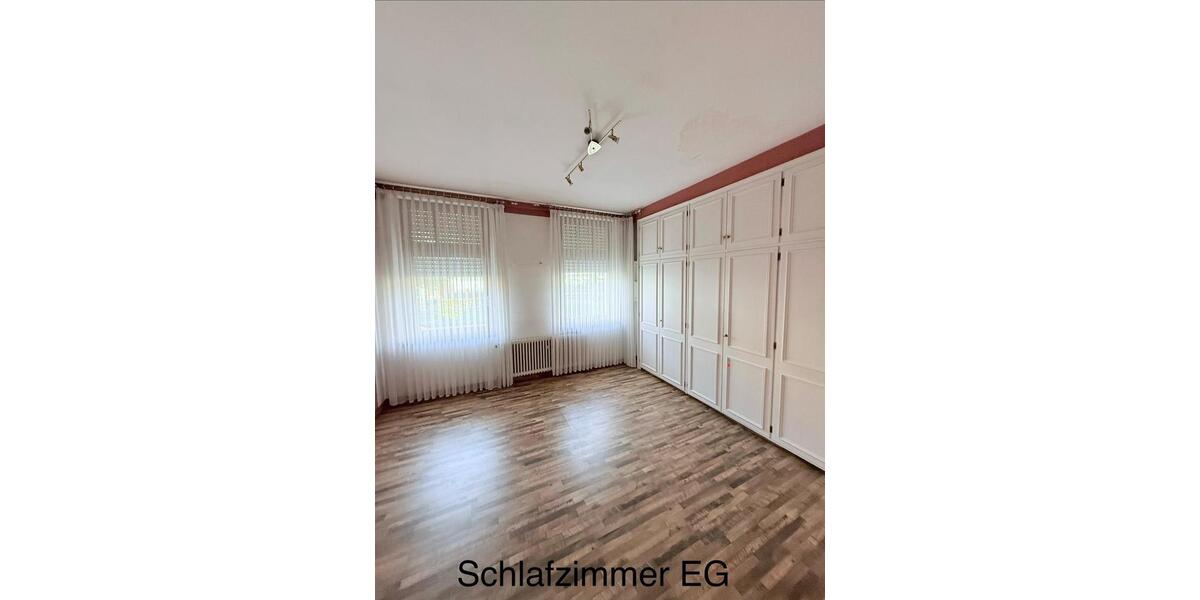 Mehrfamilienhaus, Wohnhaus Duisburg Mittelmeiderich - 6 Zimmer, 120 m&sup2;, 299.000&euro; | Angebot:23566553
