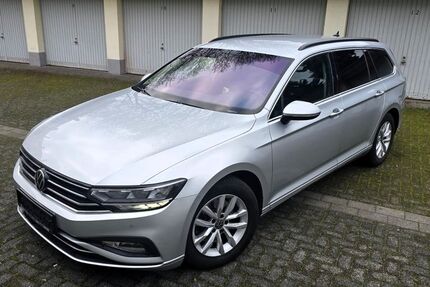 VW Passat Variant 173.100 km 17.200 &euro; Duisburg 47228