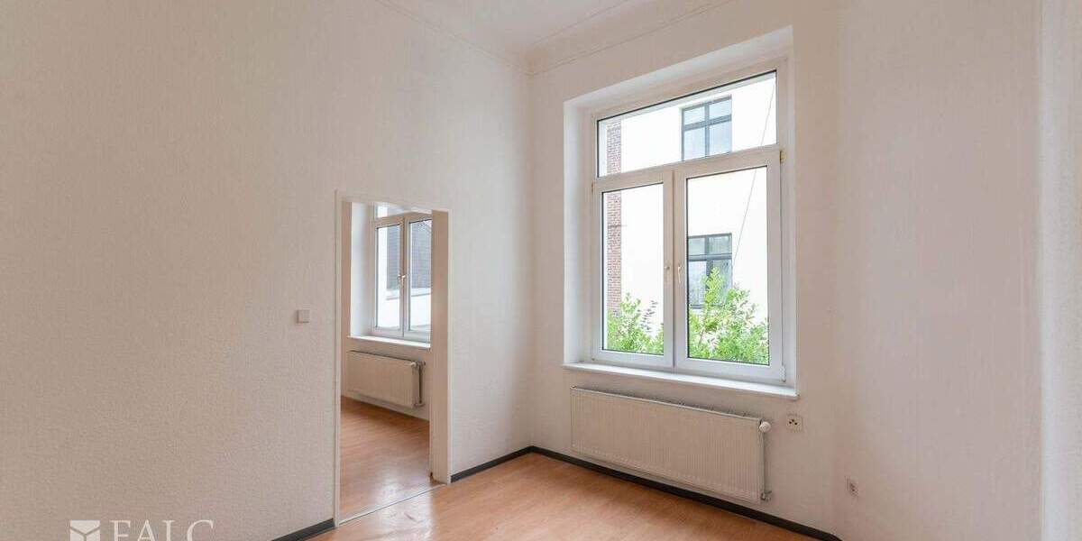 Etagenwohnung Krefeld Stadtmitte - 3 Zimmer, 104 m&sup2;, 198.500&euro; | Angebot:25698266