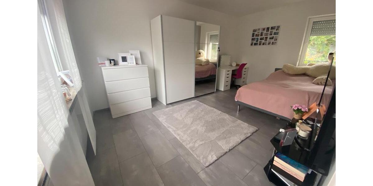 Einfamilienhaus Nettetal - 8 Zimmer, 150 m&sup2;, 494.900&euro; | Angebot:25187547