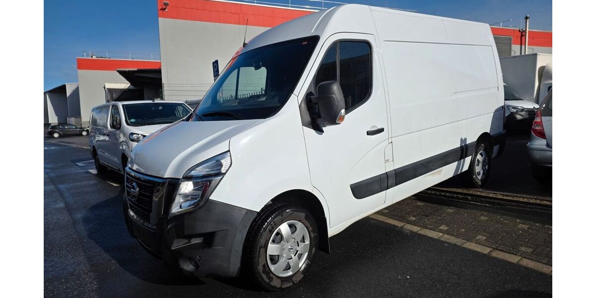 Nissan Interstar 109.990 km 13.995 &euro; HILDEN 40724