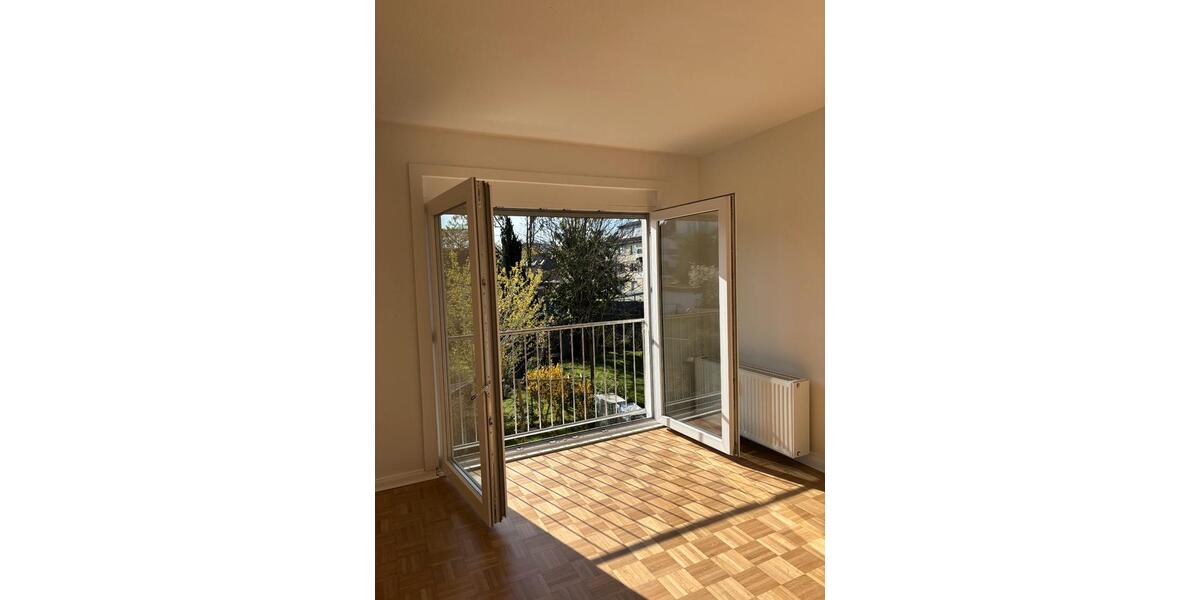 Etagenwohnung Duisburg Essenberg - 3 Zimmer, 65 m&sup2;, 650&euro; | Angebot:26020326
