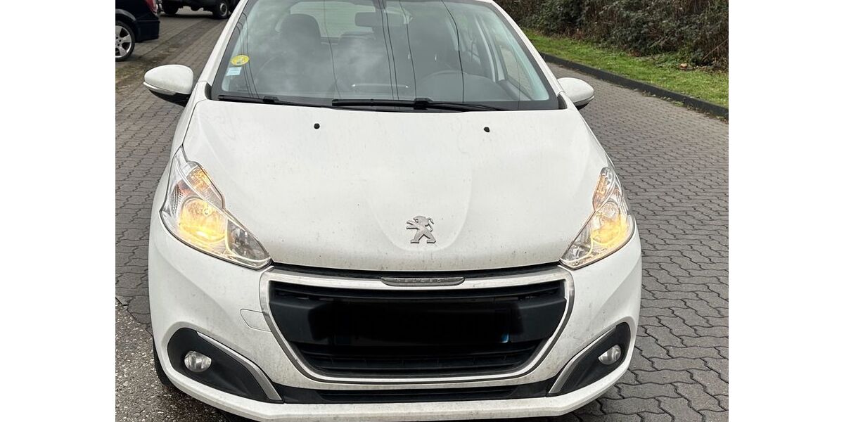 Peugeot 208 190.000 km 5.199 &euro; Düsseldorf 40227