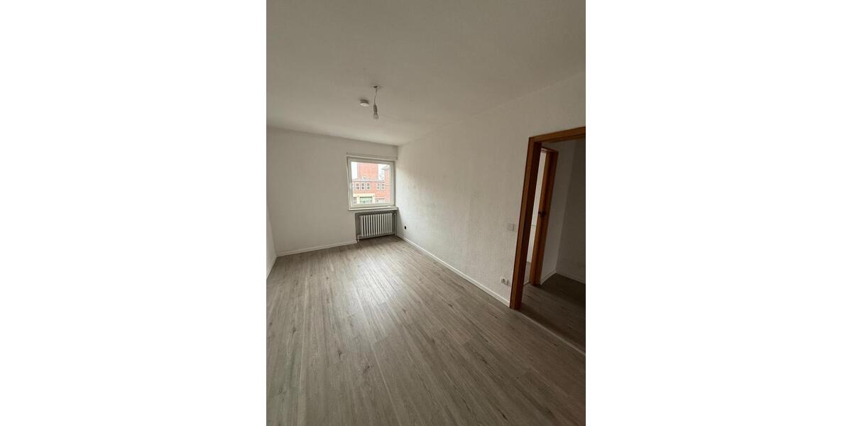 Etagenwohnung Viersen - 3 Zimmer, 84 m&sup2;, 900&euro; | Angebot:26020349